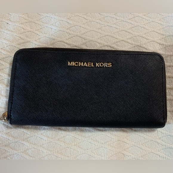 Michael Kors Handbags - Michael Kors Black Zip-Around Wallet